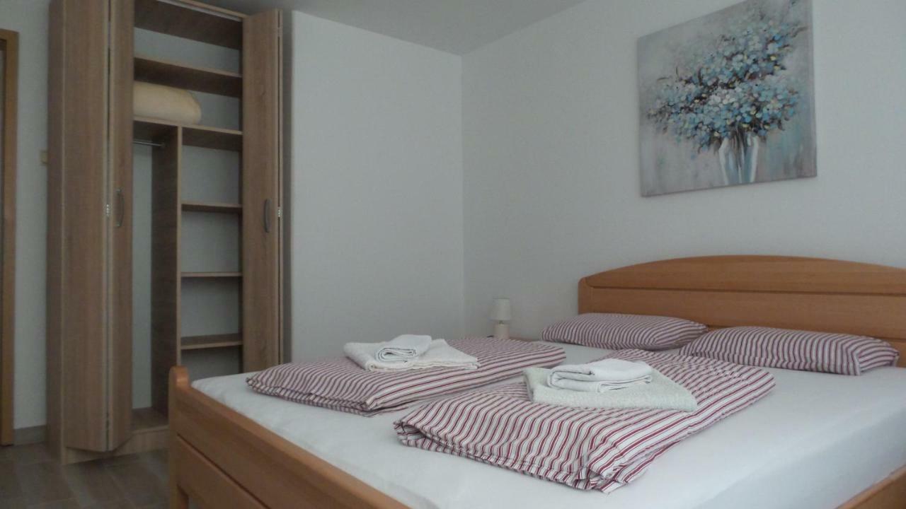 Apartments Antonio Rogoznica  Ngoại thất bức ảnh